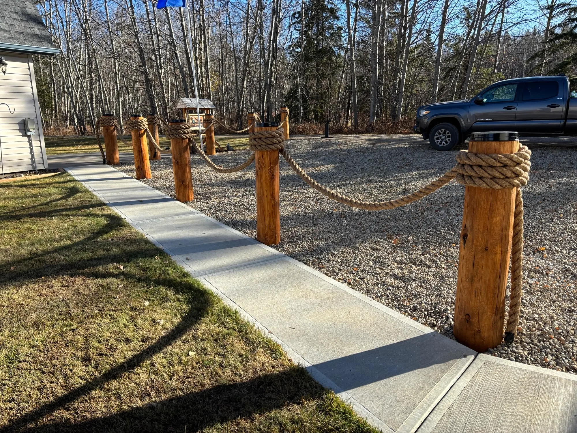 Guy Blasetti Interior log railing and stairs2